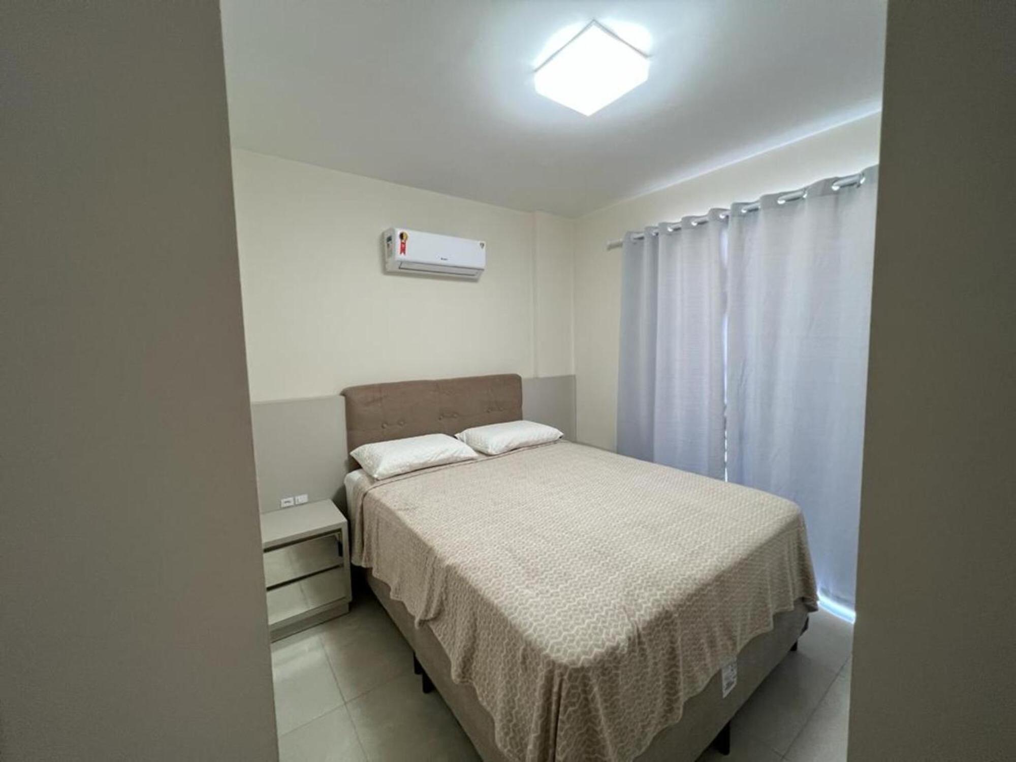 Apartamento Praia De Bombas Бомбиньяс Экстерьер фото